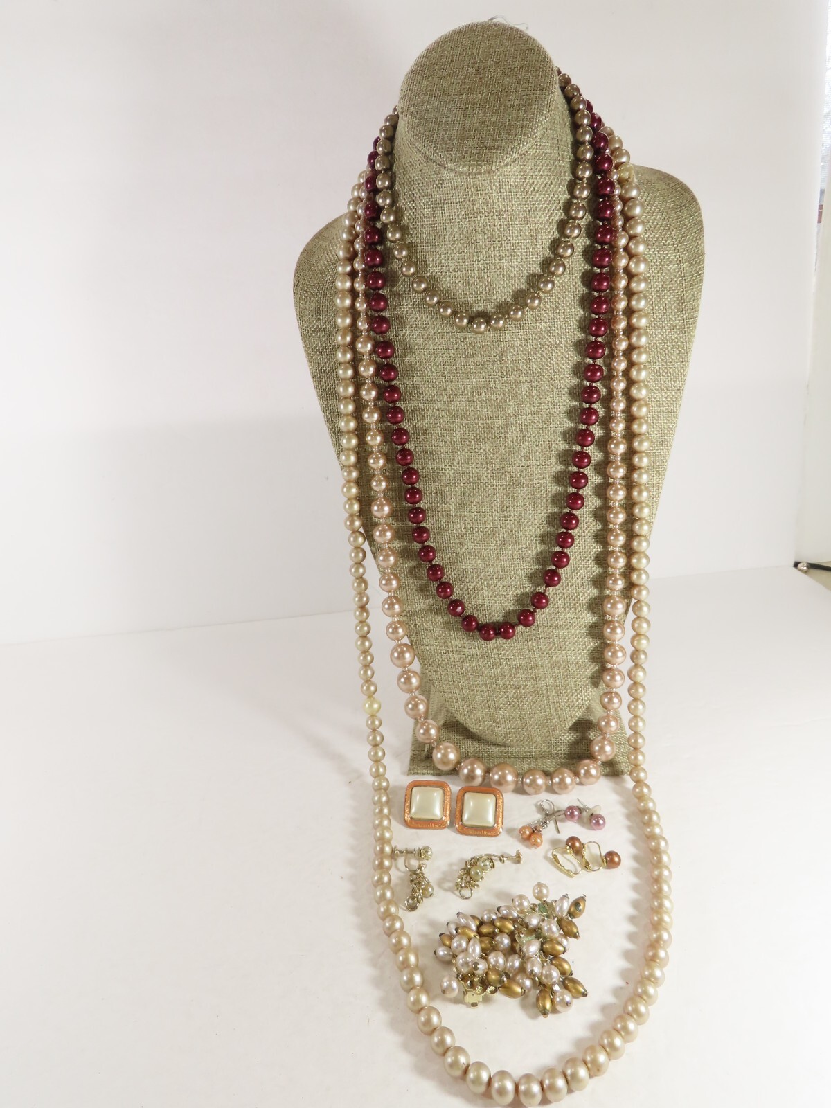 Jewelry Lot Glass Simulated Pearls Earrings Necklaces Gorgeous Vintage Mod C3013