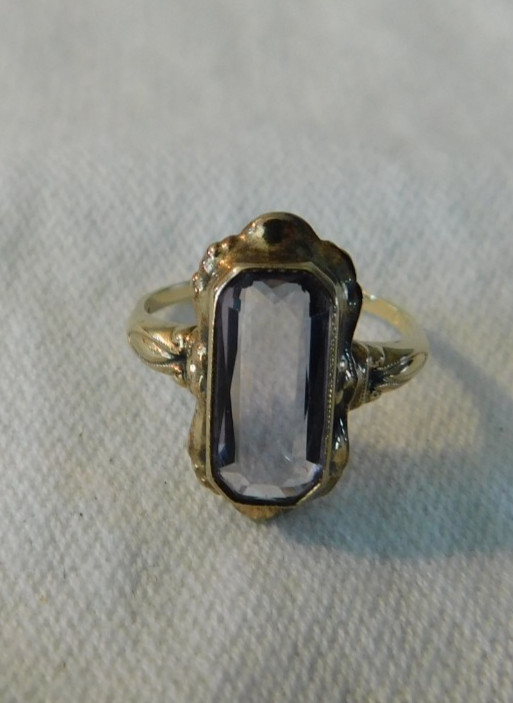 Antique Purple Amethyst 10K Gold Ring Size 6.5