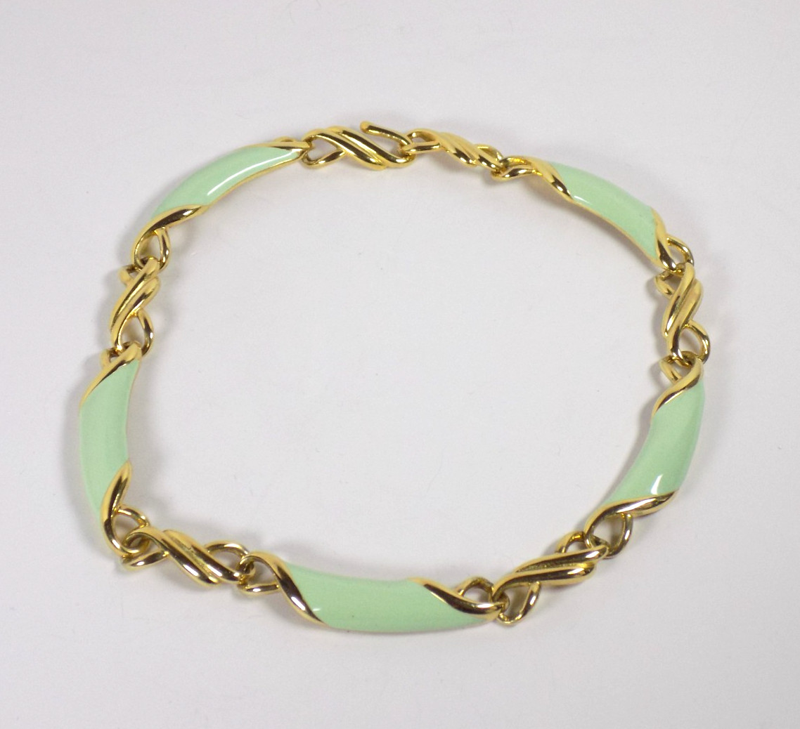Vintage Chunky Choker Necklace Green Enamel Gold-tone Chain Hook Clasp Statement