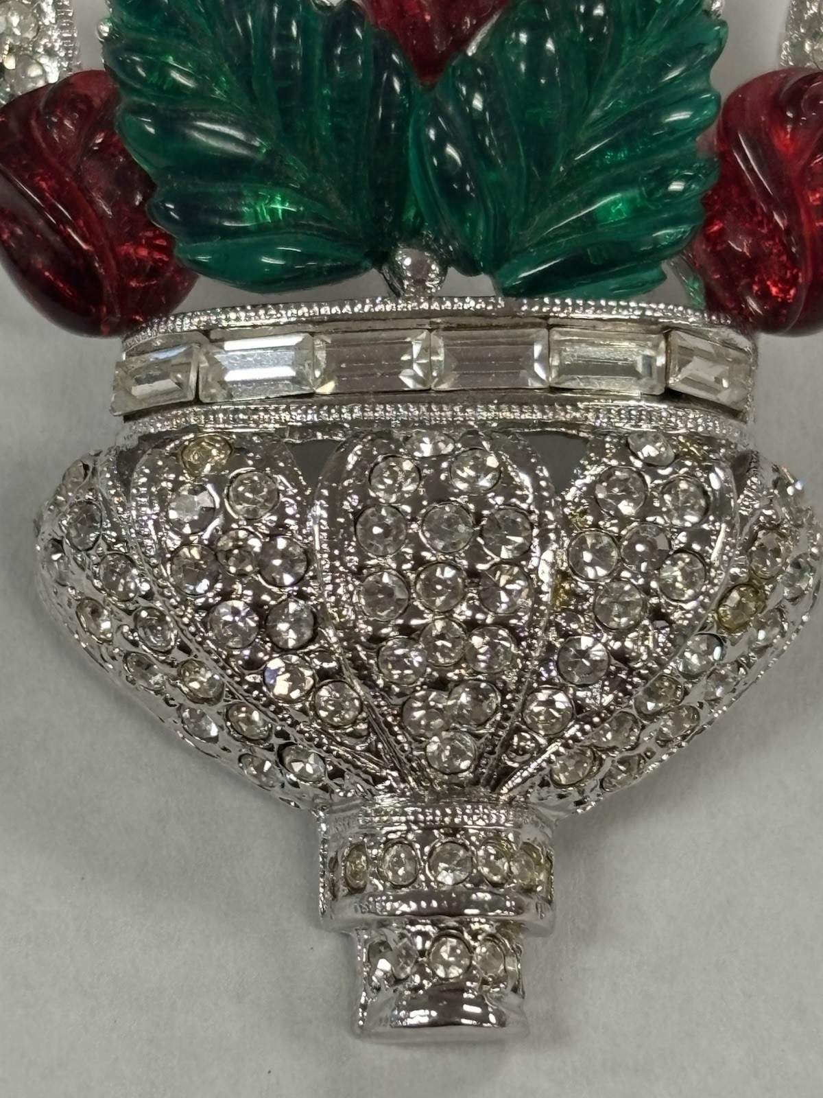 RARE Signed ART DECO 89 Floral Basket Brooch Pin Rhinestone Resin UNWORN HTF