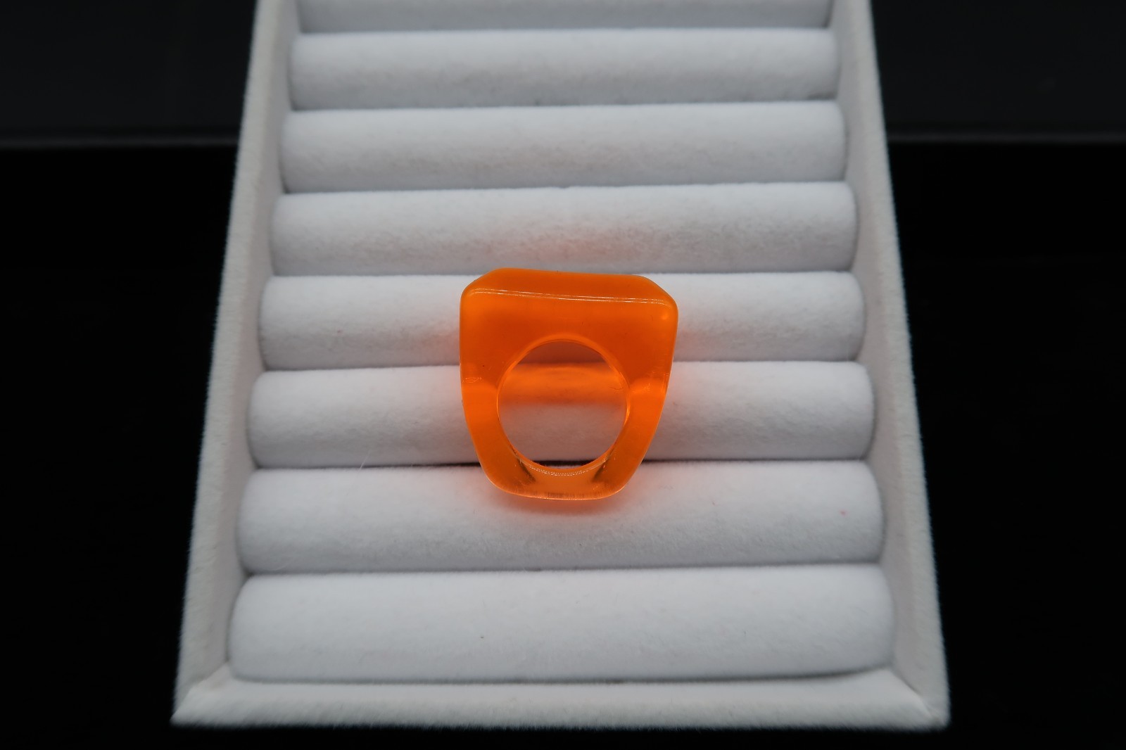 Vtg 60’s Orange Mod Acrylic Resin Glow in the Dark Ring Retro Fashion Size 5.5