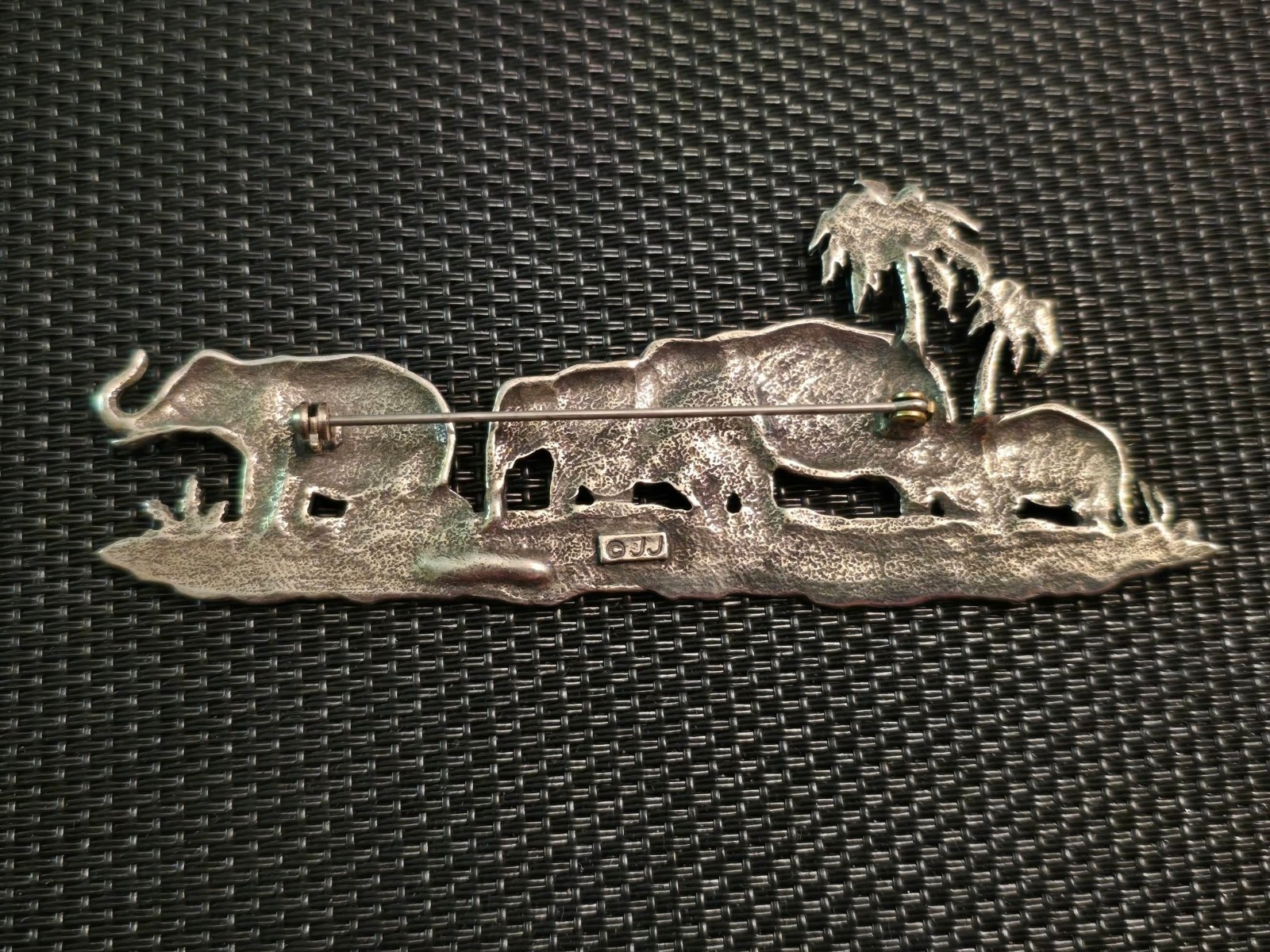 JJ Jonette ELEPHANT FAMILY WALK Pins Brooches – Silvertone & Bronze – Set of TWO