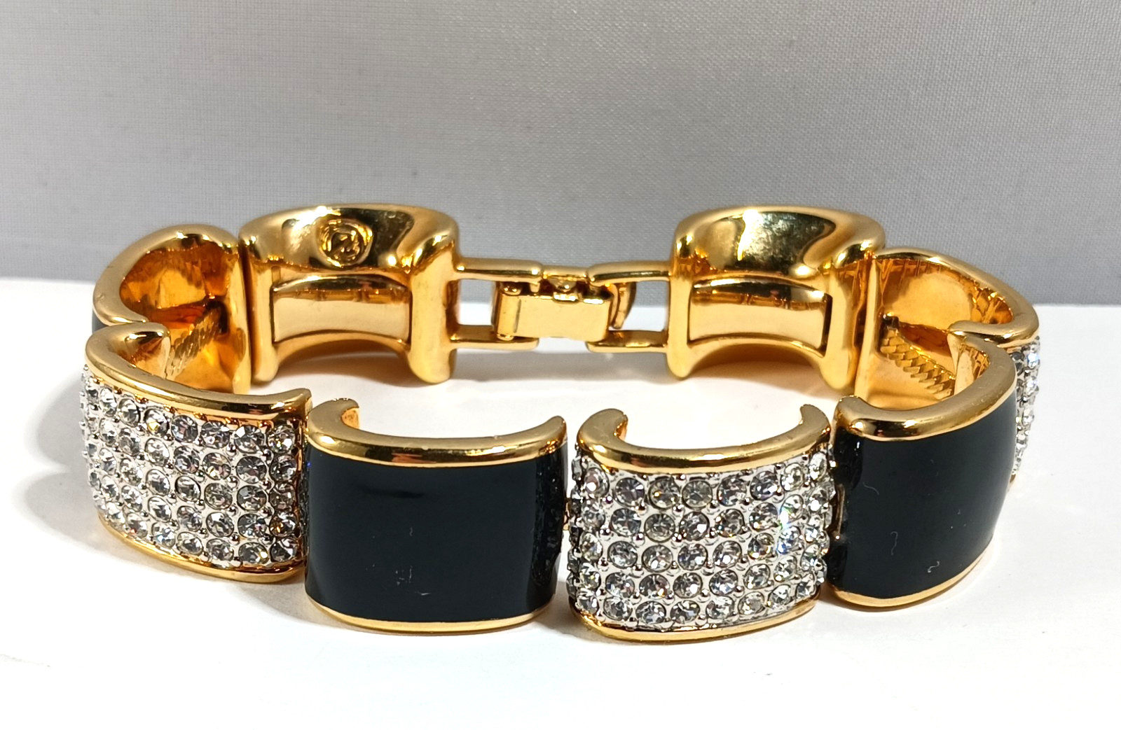 Vintage Swarovski Black Enamel & Clear Crystals Rhinestones Gold Bracelet 7 Inch