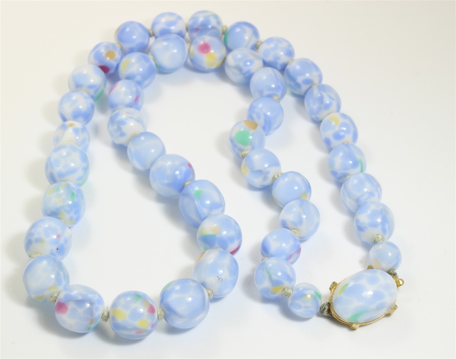 Vintage Mid Century Hand Knotted Blue Confetti Art Glass Bead Necklace 21″ 12mm
