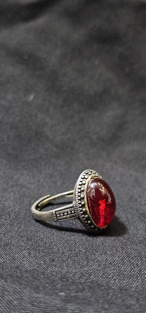 Art Deco Antique Red Agate Ring – Silver Plated Ring Size – sizeable