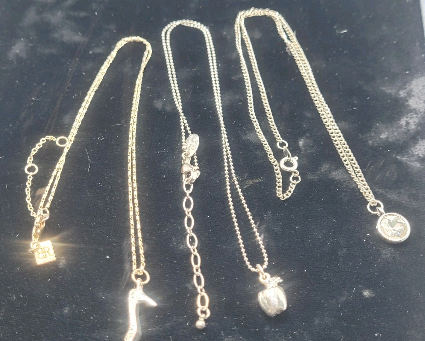 Vintage Set Of 3 Silver Tone Necklace Chain Charm.