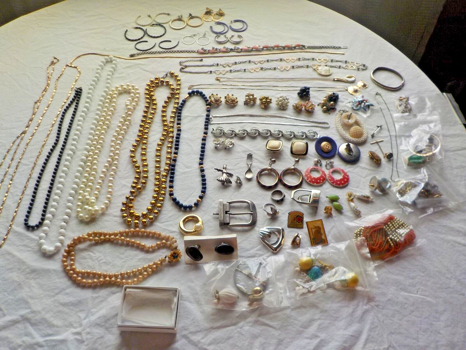 3 Lbs Mixed Lot Jewelry Vintage Wearable, Resell, Craft pieces Beads