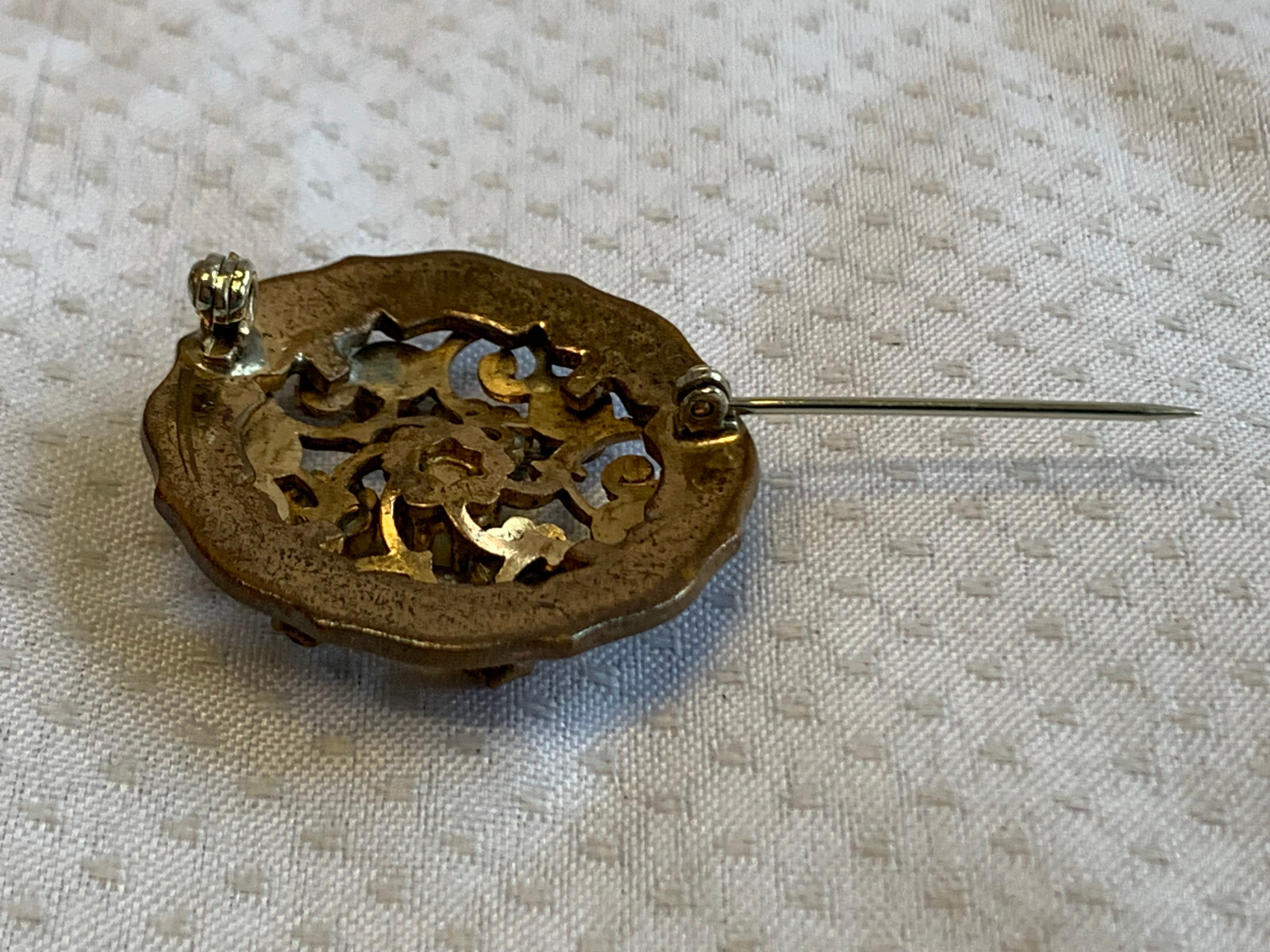 Vtg Enamel & Rhinestone Floral Brooch Fashion Jewelry Faux Pearl Round Pin