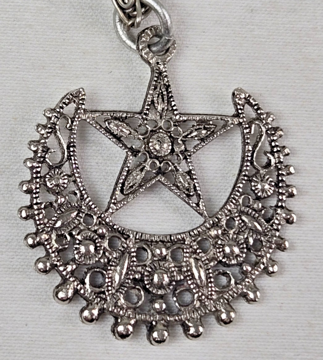 Silvertone Crescent Moon & Star Pendant Necklace Excellent Condition