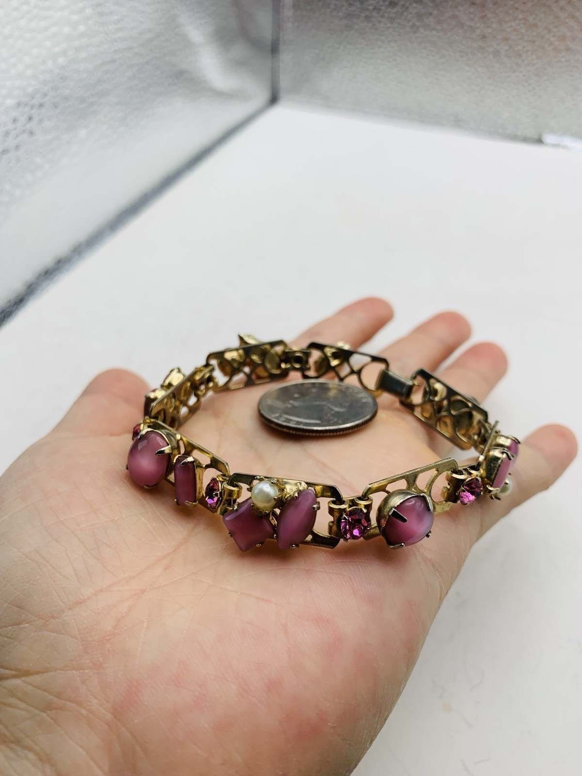 Vintage Pink Feminine Rhinestone Crystal Fancy Faux Pearl Gold Tone 7” Bracelet
