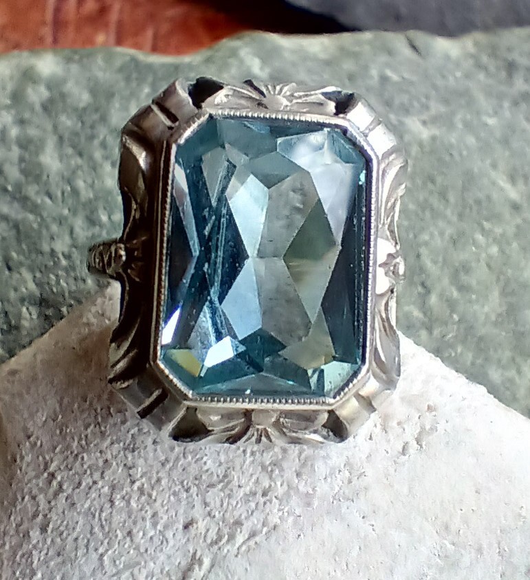 Original German Art Deco Period 1930s Aquamarin Colour Spinel 835 Silver Ring