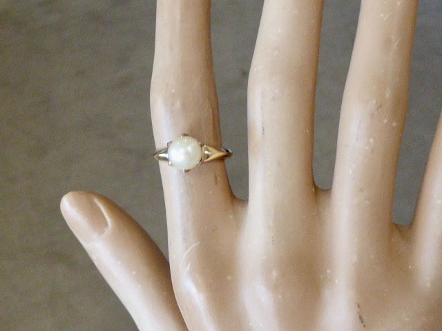 70’S NEW OLD STOCK 10K YELLOW GOLD FILLED AKOYA CULTURED PEARL RING SIZE 5