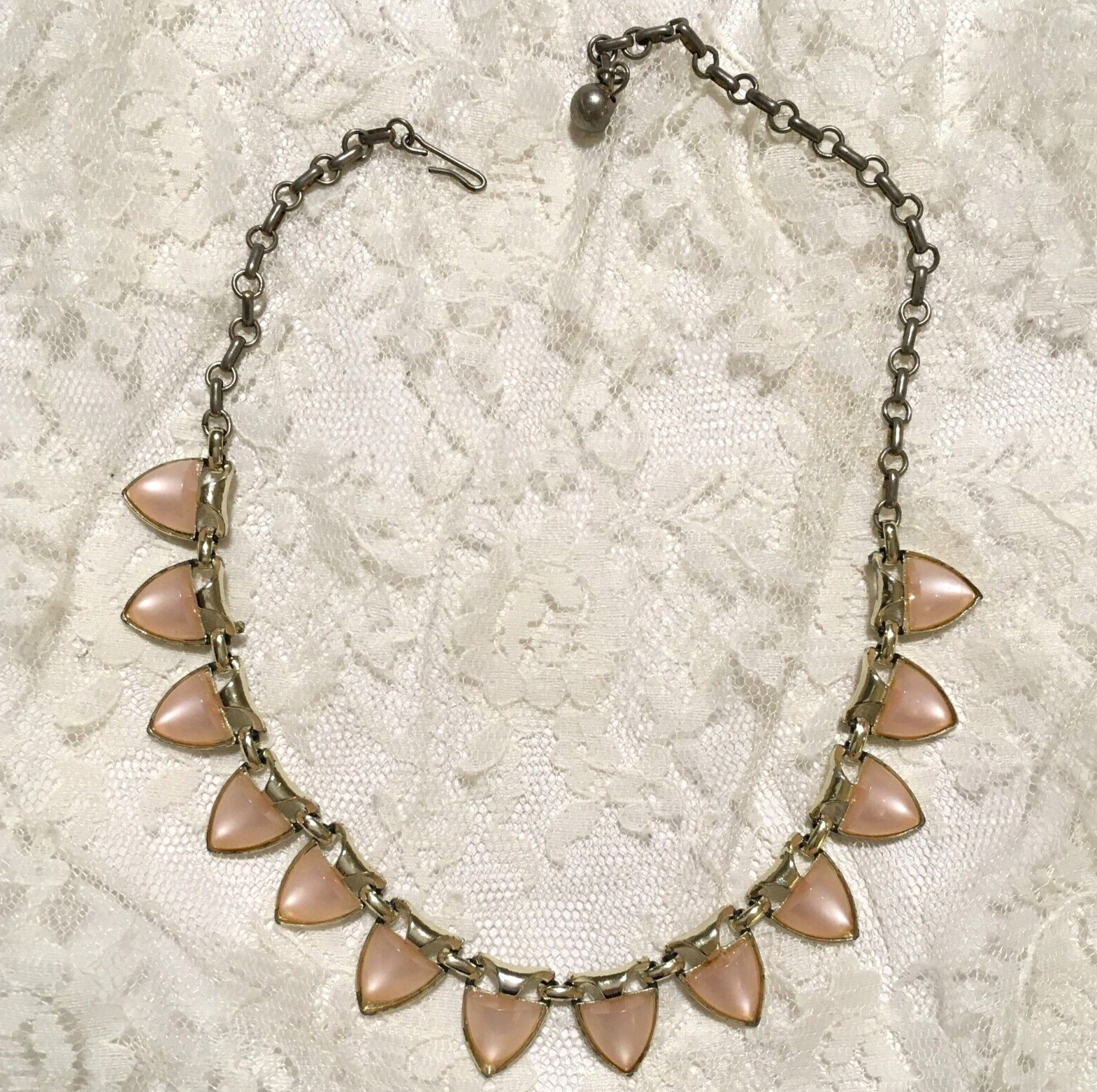 Vintage Pink Moon Glow Necklace Thermoset Silver Tone Retro Statement Chain