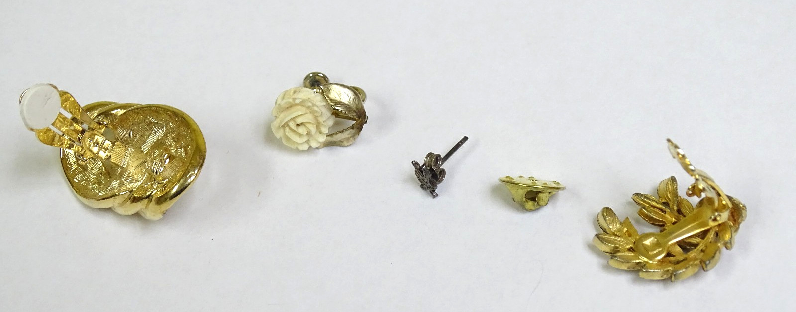 Untested Assorted Costume Jewelry / 254209