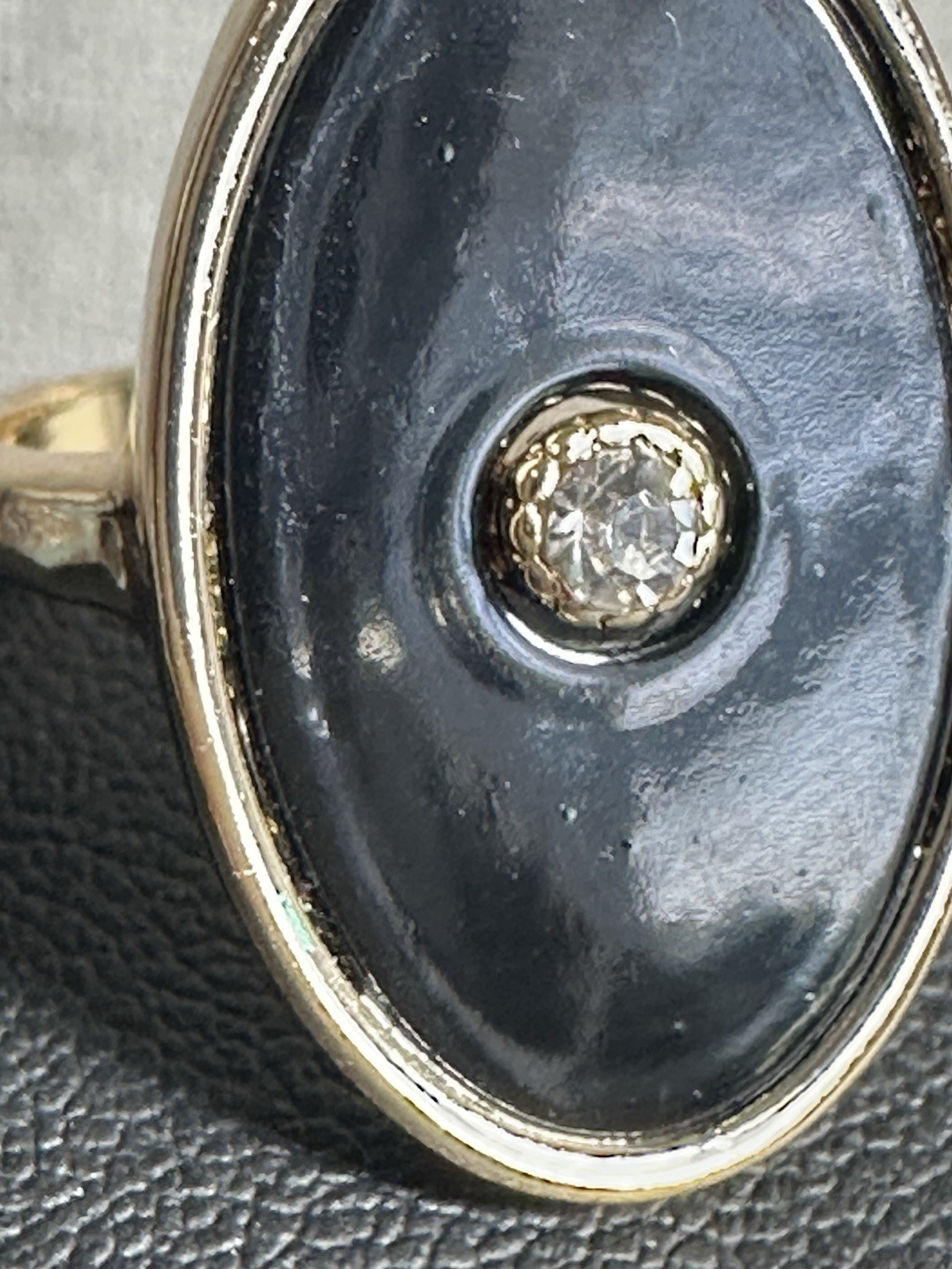 Faux Black Onyx Size 6.5 Gold Tone Clear Stone