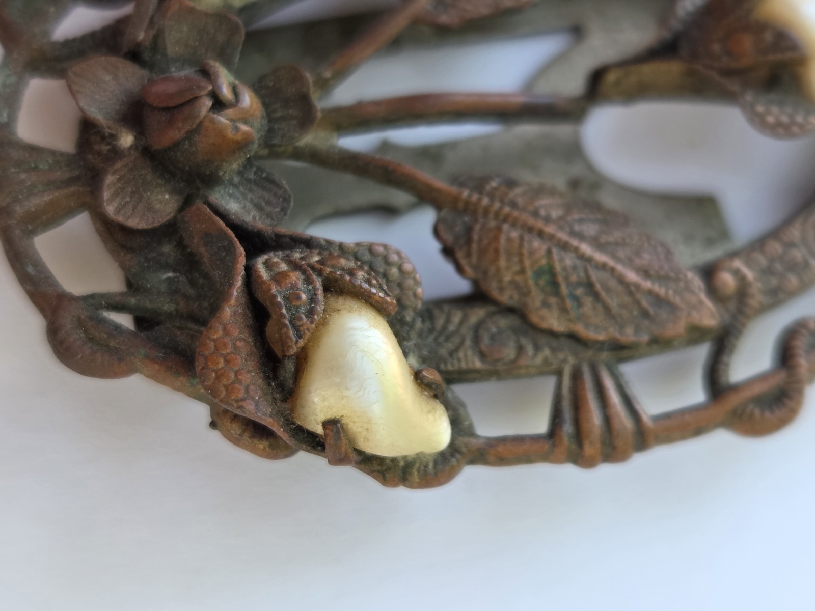 Antique Embossed Floral Bronze Metal Art Nouveau Pearl Flower Brooch Pin