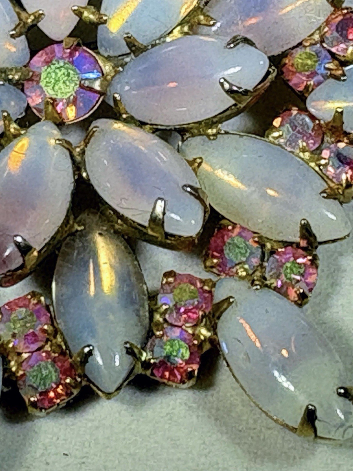 Vintage Juliana D&E Pink Moonstone Aurora Borealis Starburst Brooch Earrings Set