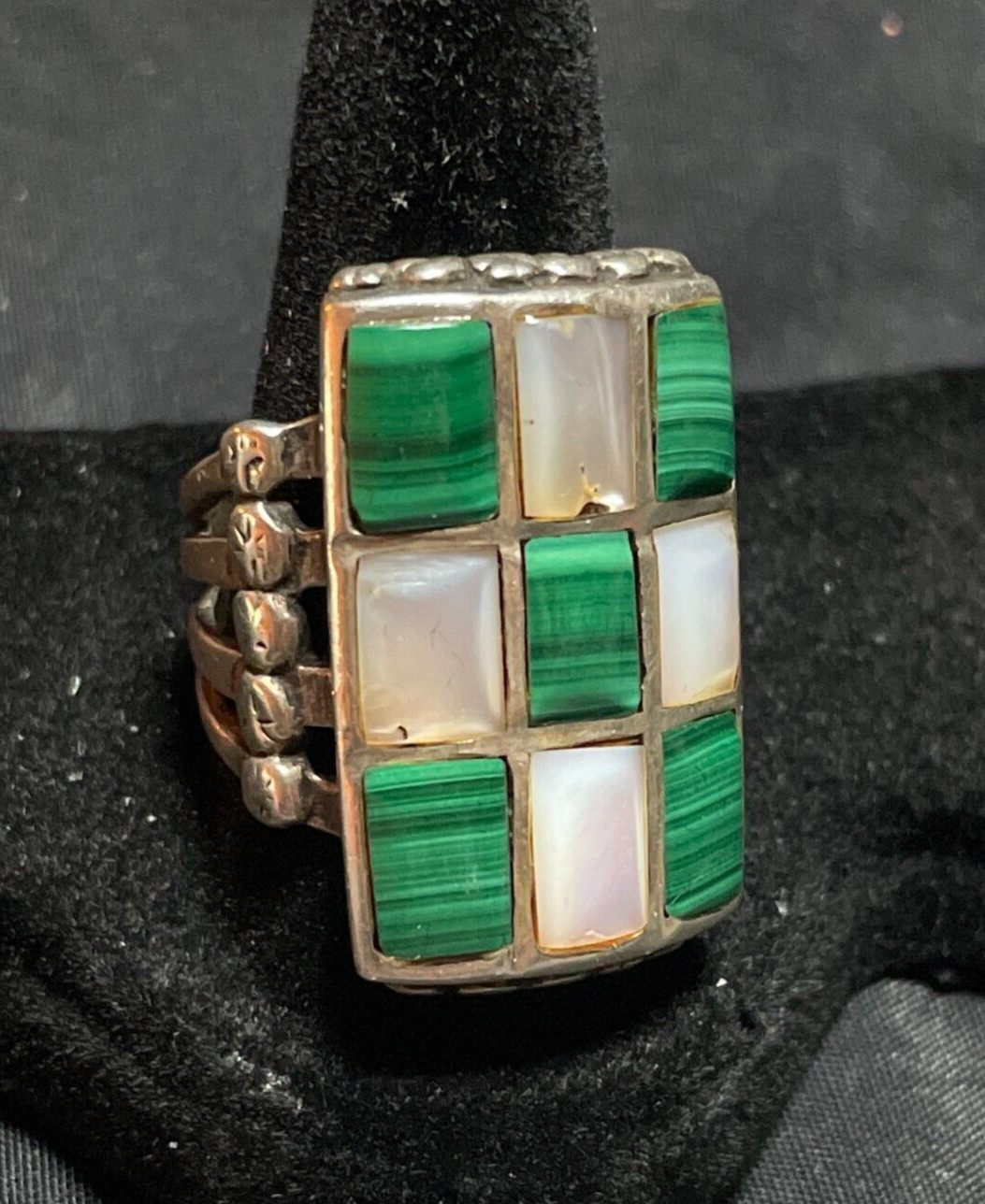 925 Sterling Silver Malachite & Mother Of Pearl Ring Size 8.5 16.1g