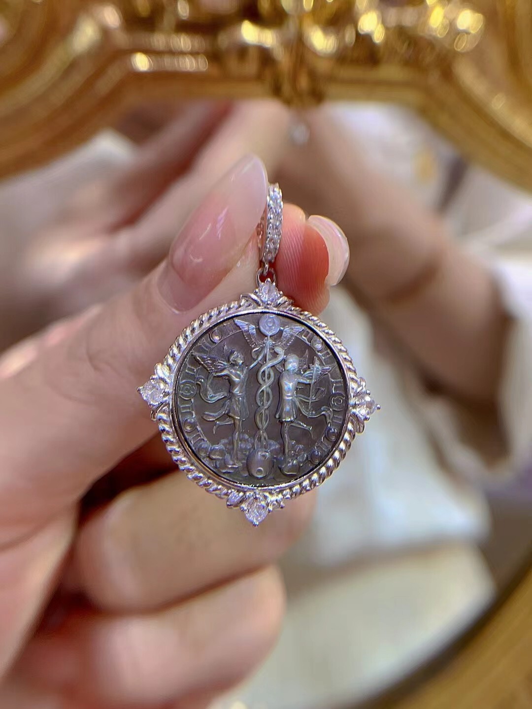 Antique style Cameo Pendant 925 Silver plated Vintage Necklace Estate Jewelry396