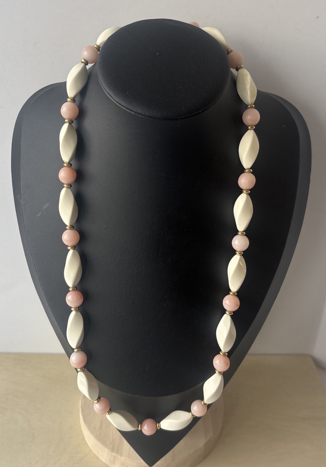 Vintage Angel Skin Coral Carved Bead Necklace 30g Mid-Century PAT 53/935 Clasp