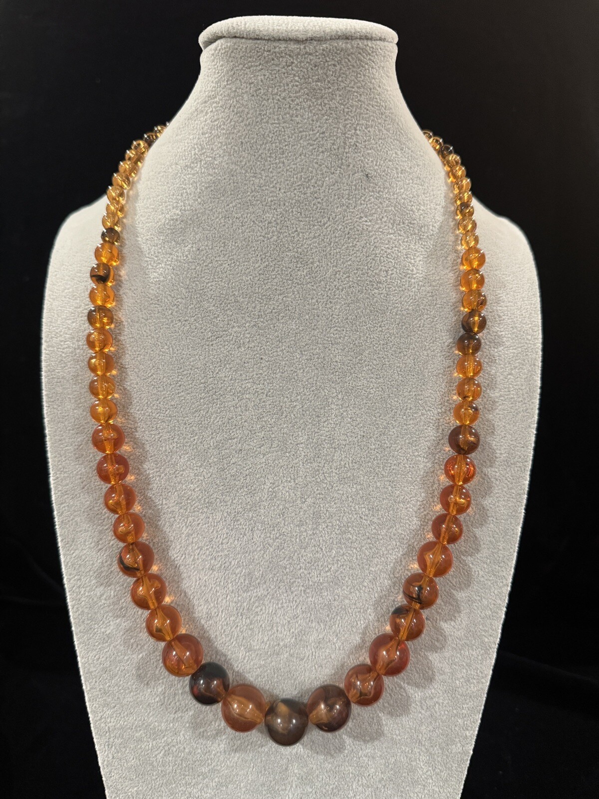 Stunning Amber Lucite Graduated Beaded 1960’s Necklace