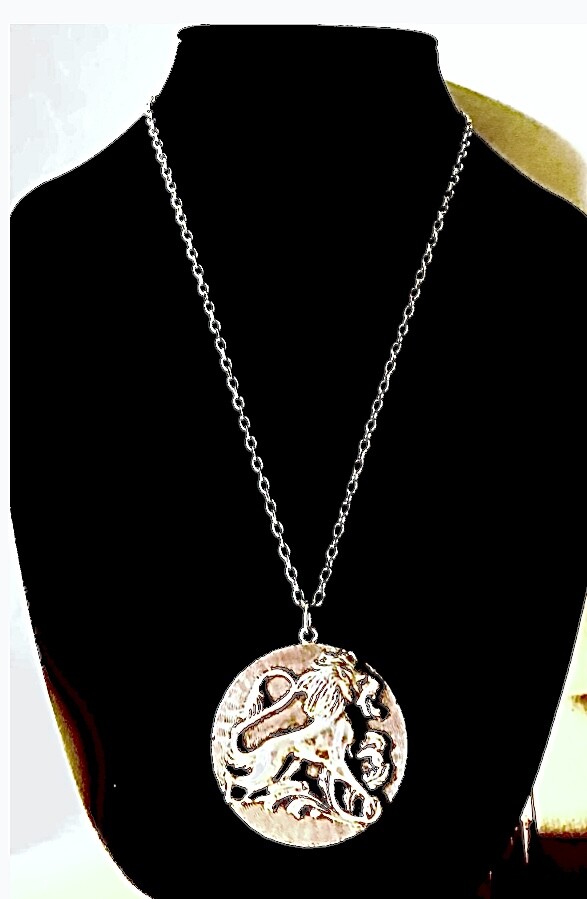 Silver Lion Leo Necklace Medallion Gothic Zodiac Pendant 30” Chain Cosplay Vtg