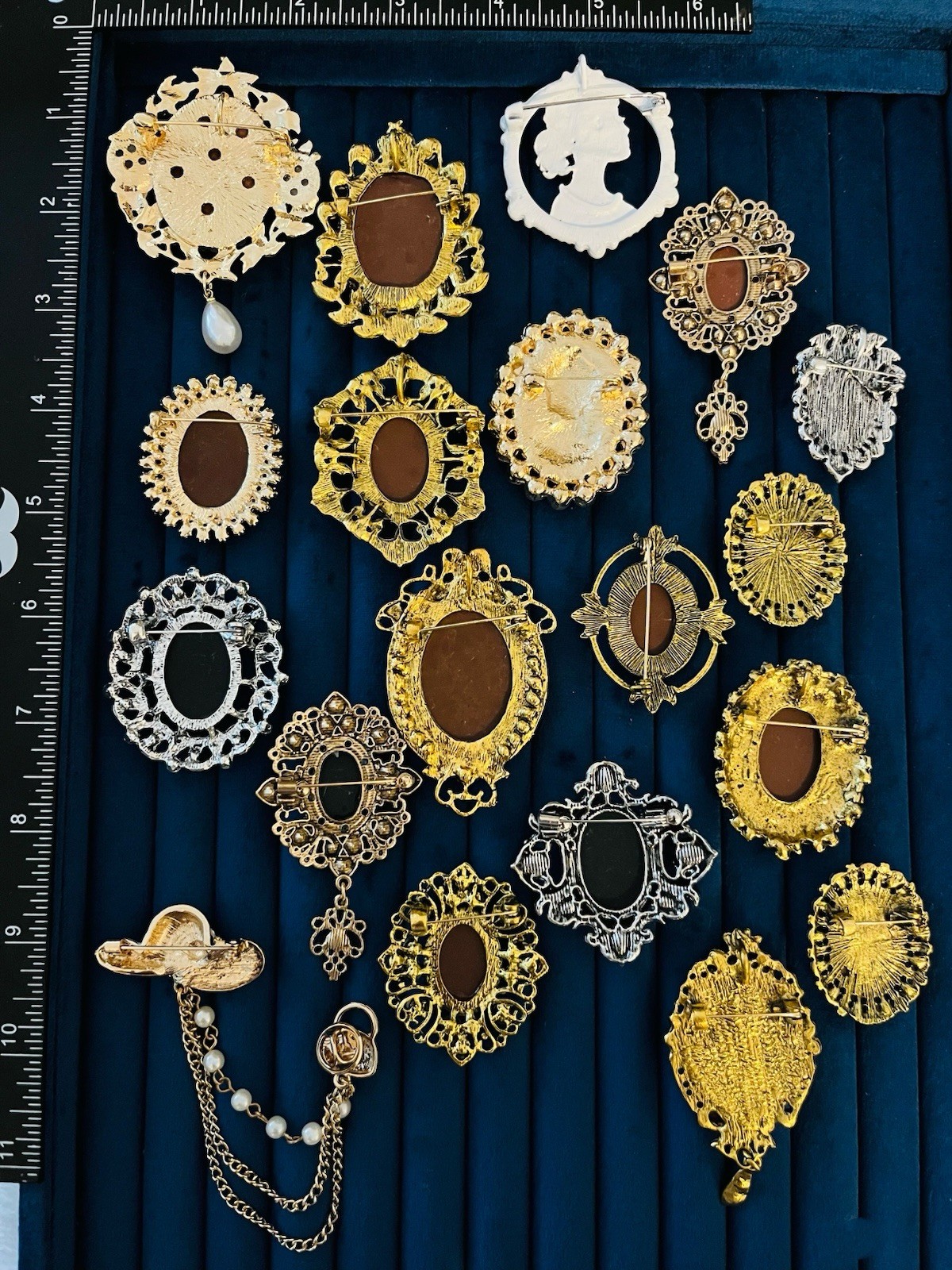 Lot of 12 Cameo Brooch Pins Rhinestone Pearl Lady Portrait Vintage Styl