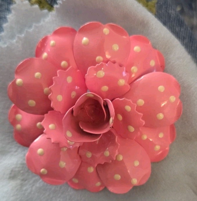 Estate Sale – Vintage Joan RIVERS Pink w/White Polka Dots Enamel Rose Brooch