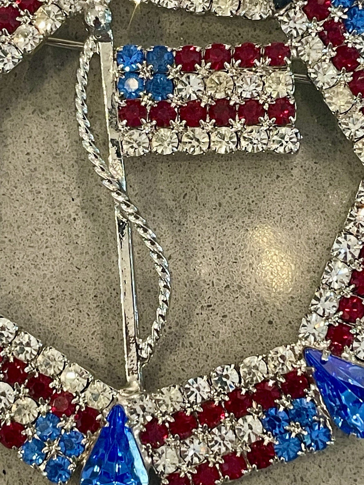 Vtg Dominique Red White (Clear) Blue Rhinestone Patriotic USA Flag Large Brooch