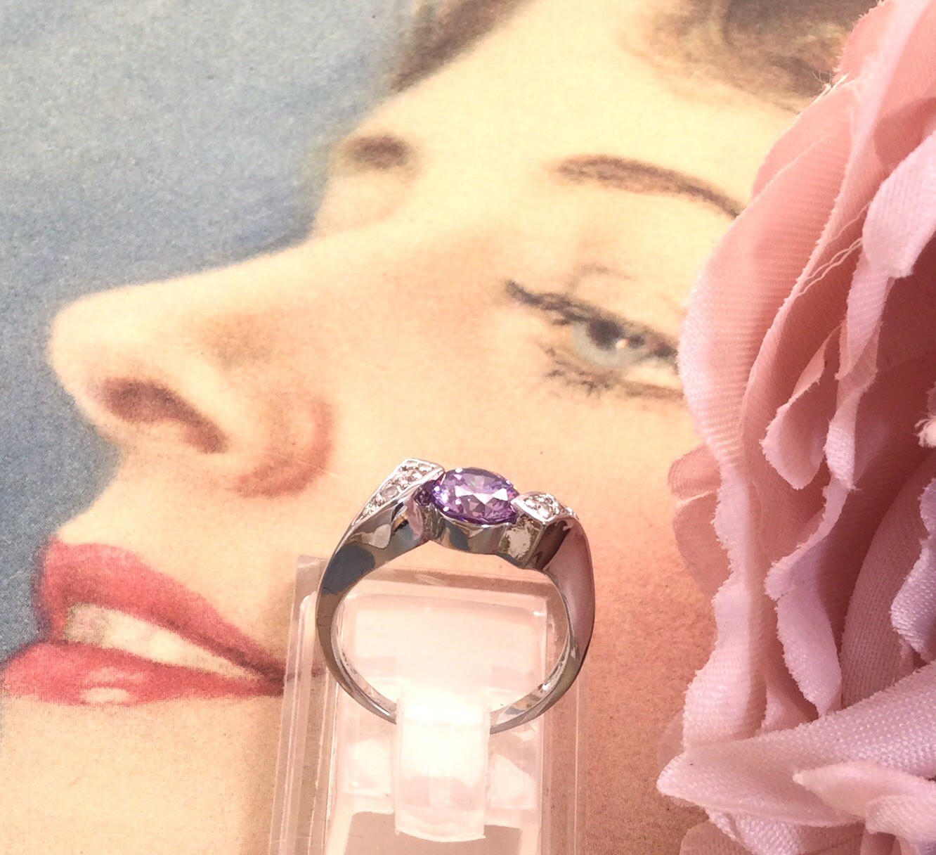 Vintage Jewellery Gold Ring Amethyst and White Sapphires Antique Deco Jewelry