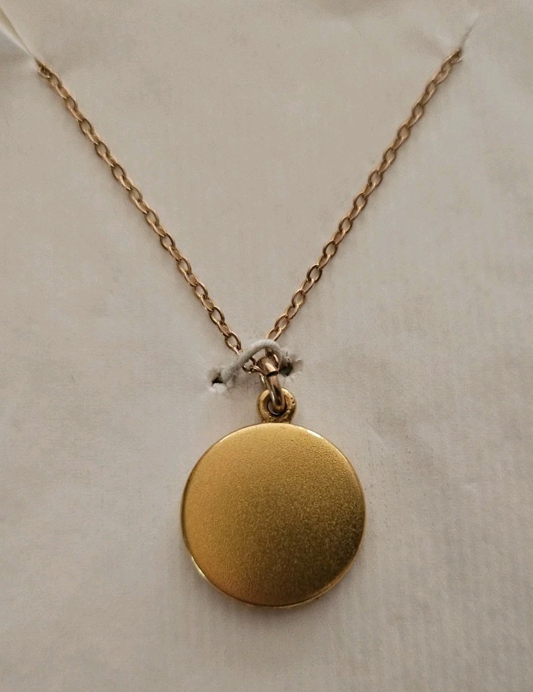 1950s GARTNER GF Gold Filled LOCKET On Delicate 12″ Chain NOS