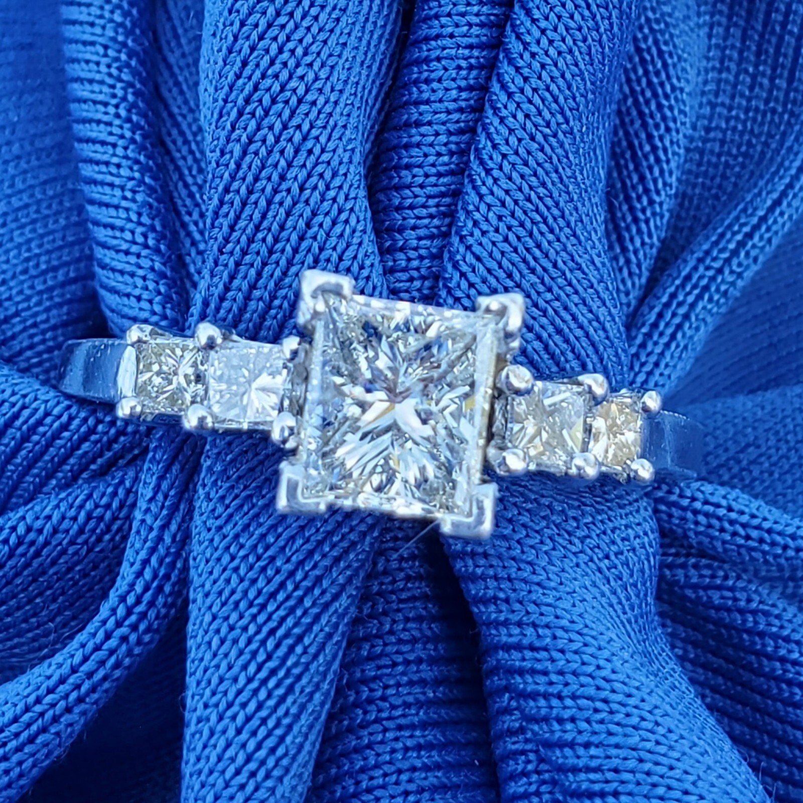 Original EARTH MINED DIAMOND Princess Engagement Ring 1 carat PLATINUM Solitaire