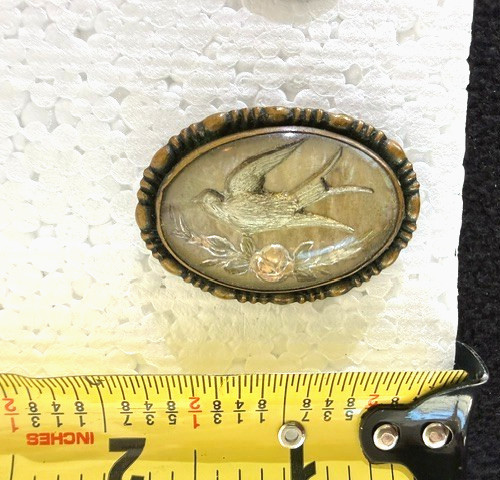 EXQUISITE ANTIQUE LOVE & MOURNING DOMED BUBBLE GLASS VICTORIAN ERA BROOCH