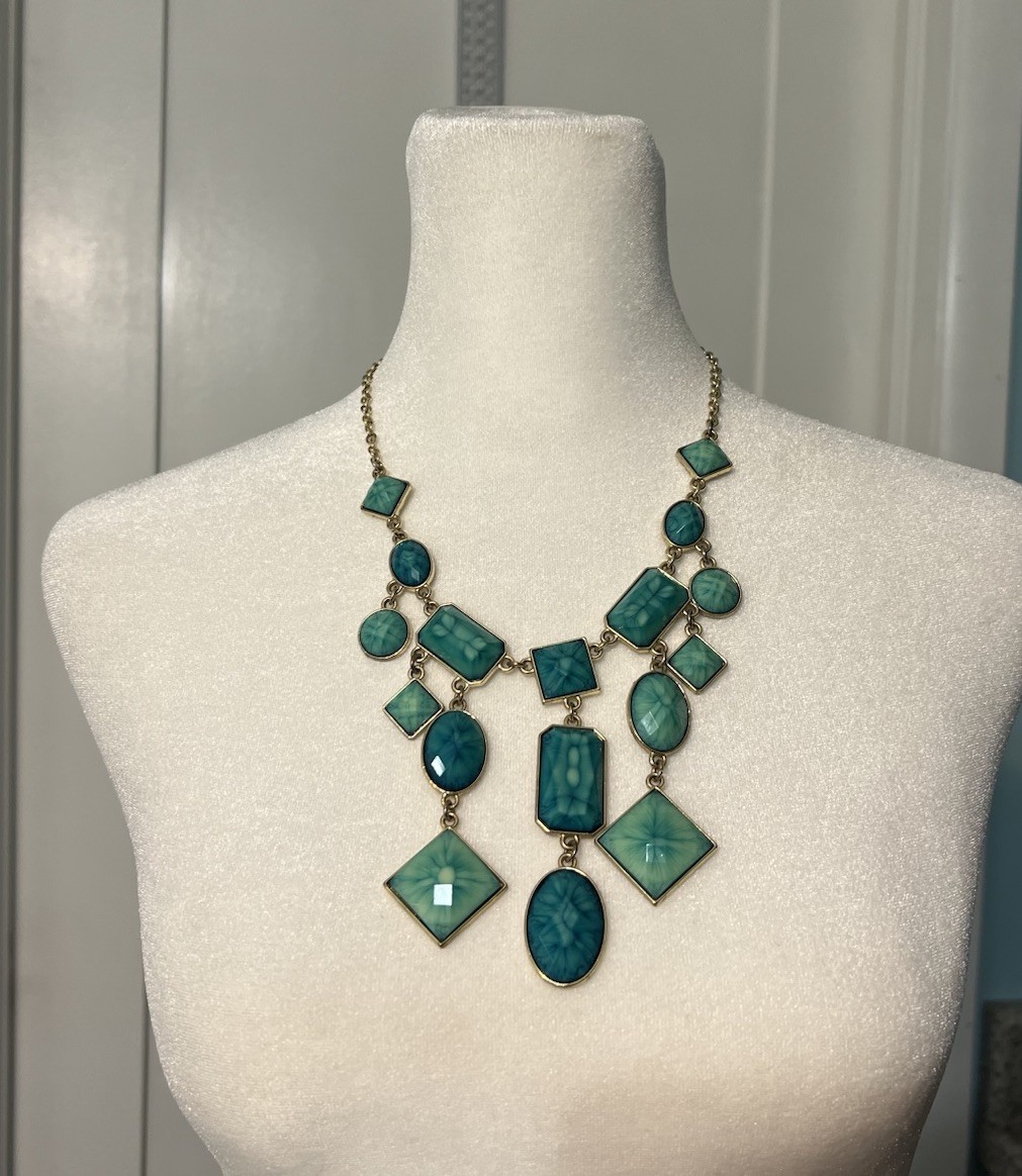 Vtg Statement Necklaces Lot 11 Peacock Decor Tin Boho Acrylic Lucite Beaded Bold
