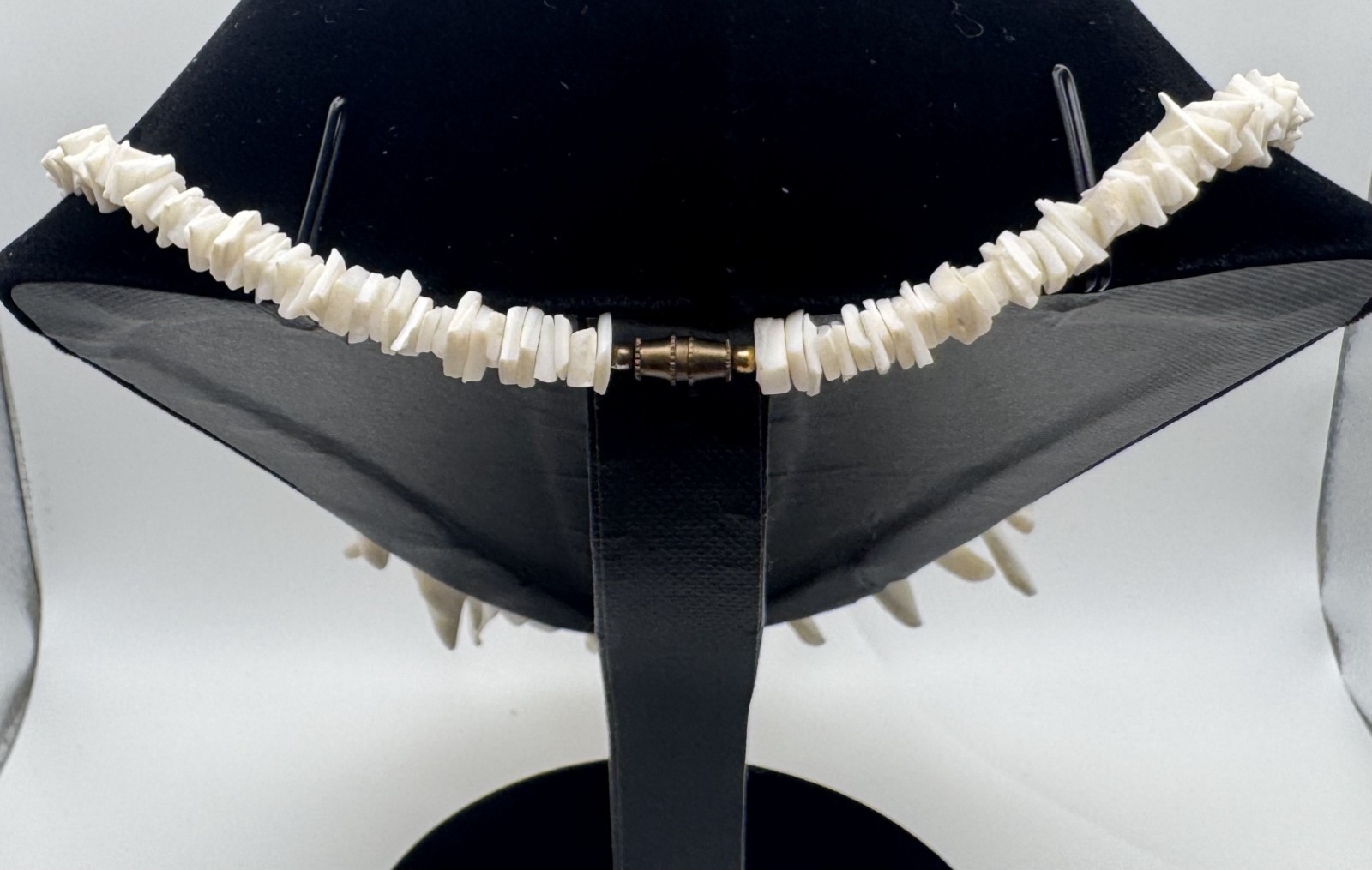 VTG White Shell Statement Necklace