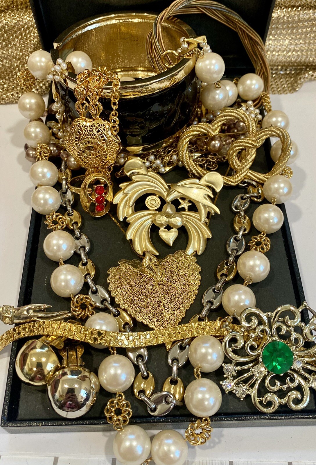 Vintage Estate Costume Jewelry Lot ! TRIFARI , SARAH COV and more!