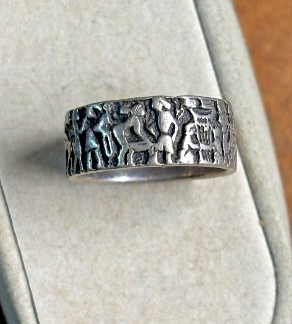 4g Vintage 925 Sterling silver NATIVE AMERICAN ? Storyteller Ring sz 5.5