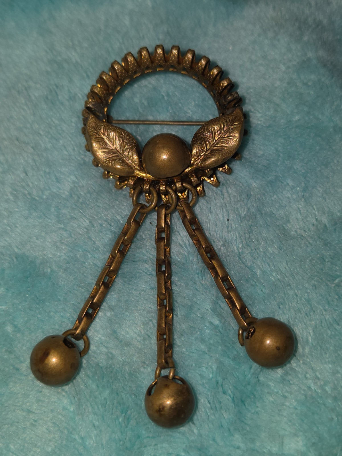 1860-1900 Victorian Mourning Brooch, Guilded Metal, no stones