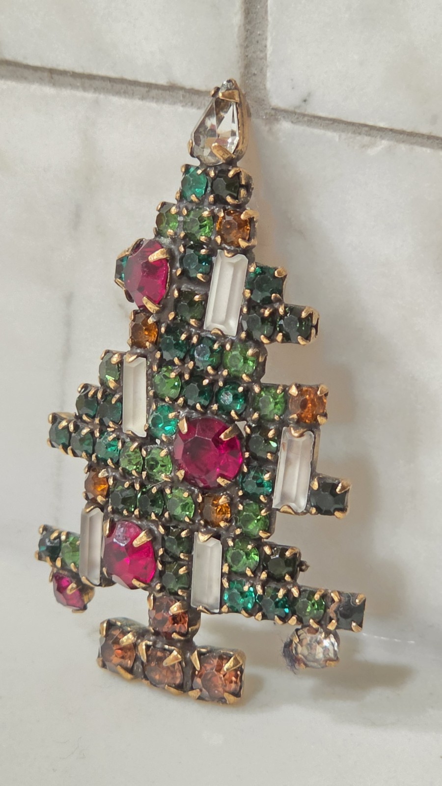 Vintage WEISS 5 Candles Christmas Tree Rhinestoned Brooch Pin Ideal BOOK PIECE