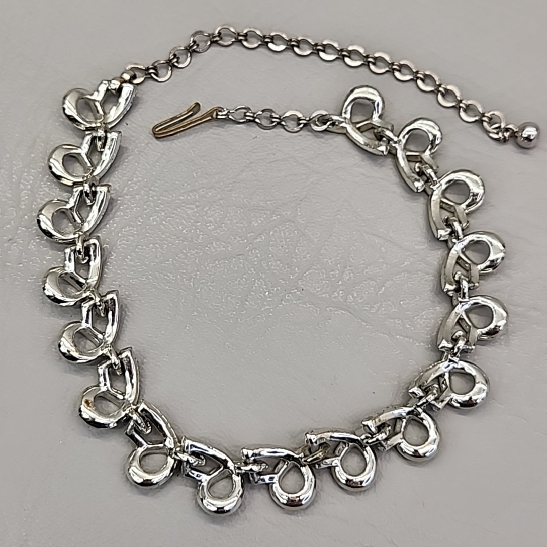 Vintage Linked Necklace Looped Chain Choker 15″ READ