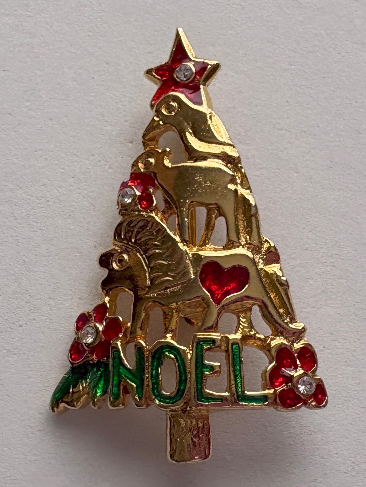 VINTAGE CHRISTMAS TREE PIN BROOCH ENAMEL GOLD JAMES AVERY STYLE NOEL LION HTF 56