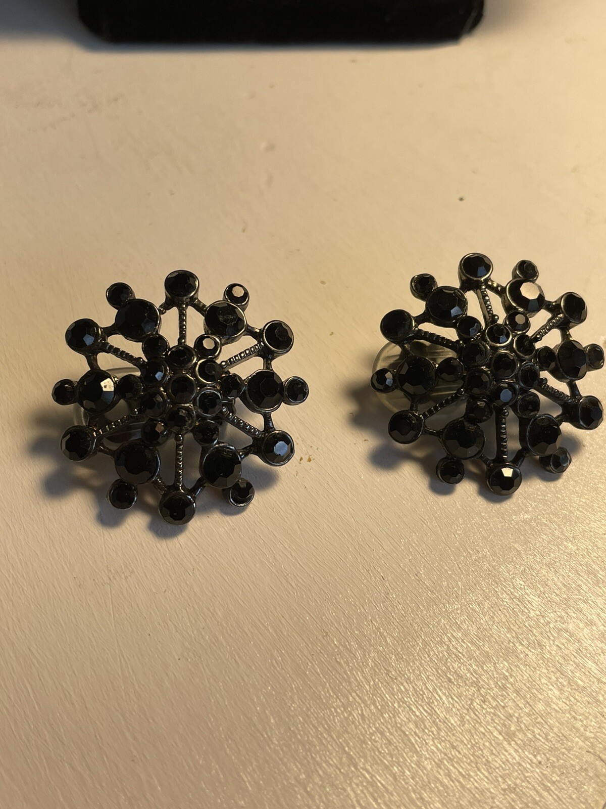 vintage brooch And earrings. Black stones handset. None missing