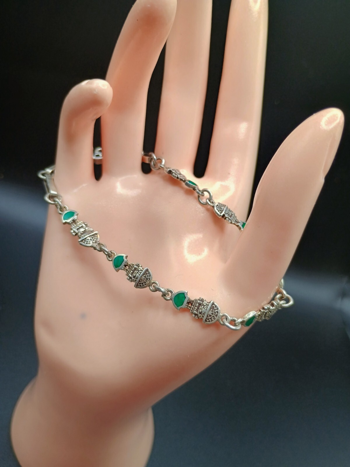 Pnisex Silver Tumi Serpentine Stone Bracelet Pre-Columbian Culture