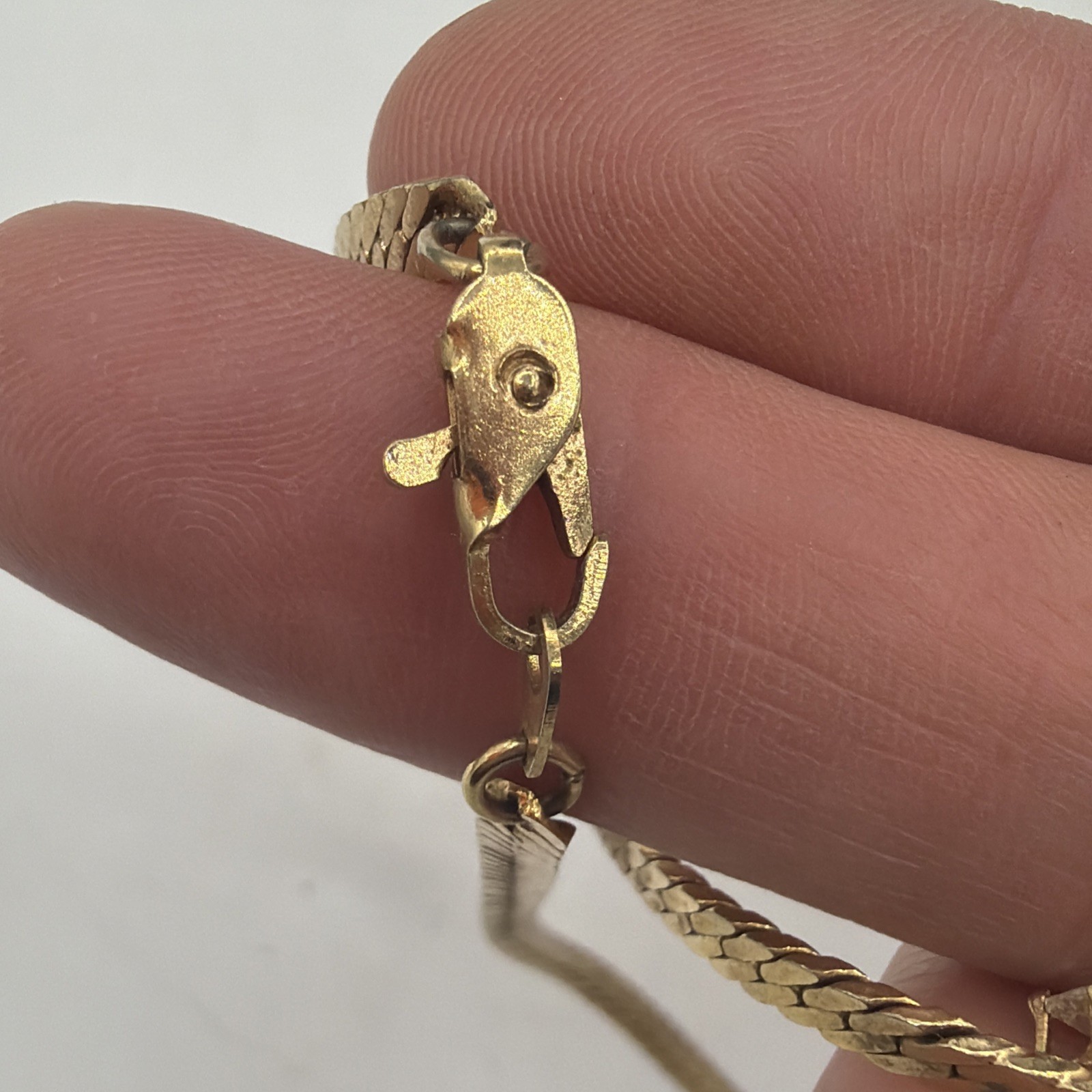 Retro Gold Plated Necklace – V‑Shaped Marquise Crystal Pendant Elegant Vintage