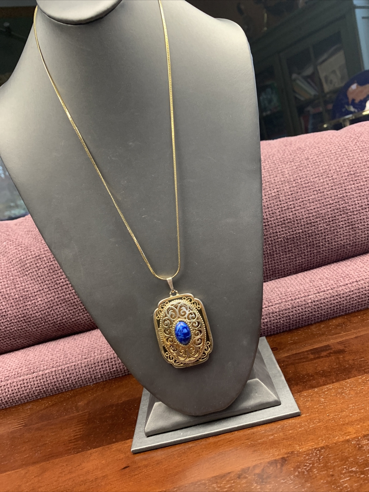Vintage Necklace Signed Avon Hidden Picture Locket Faux Lapis Lazuli￼ Pendant 22