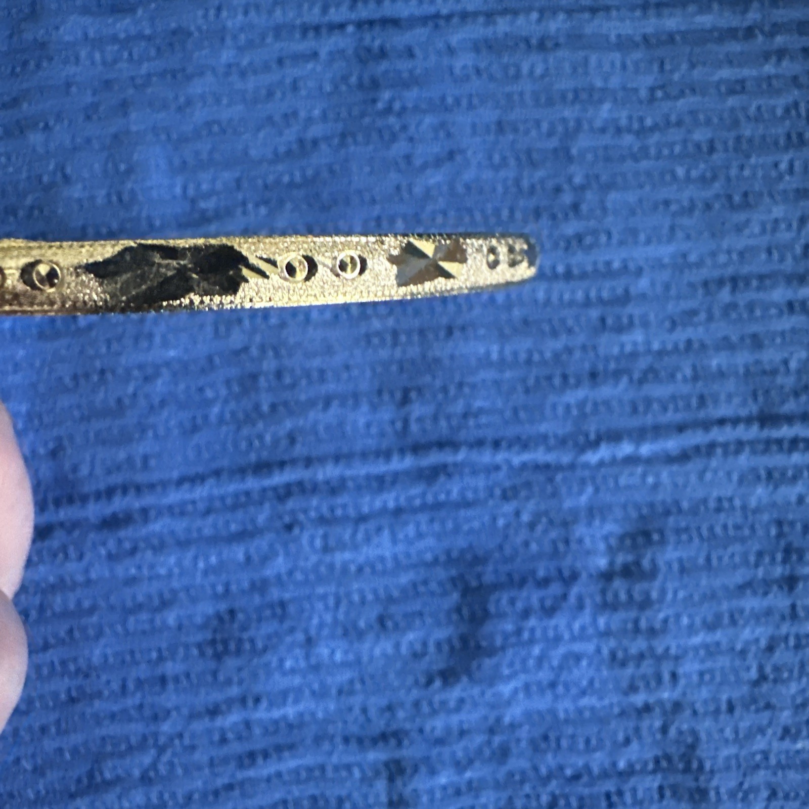 VINTAGE WOMEN’S GOLD BANGLE BRACELET 10”