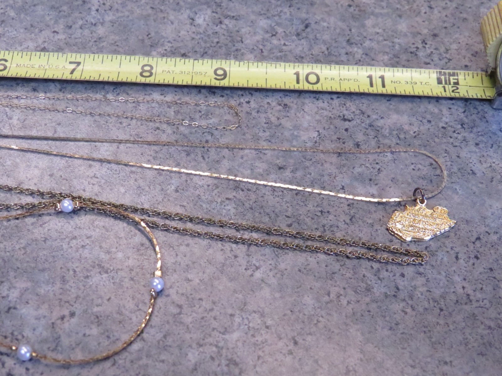 Vintage Necklace Lot Of 4 Chains Gold Tone 17” 18” 23” 23″,Gold/Pearl