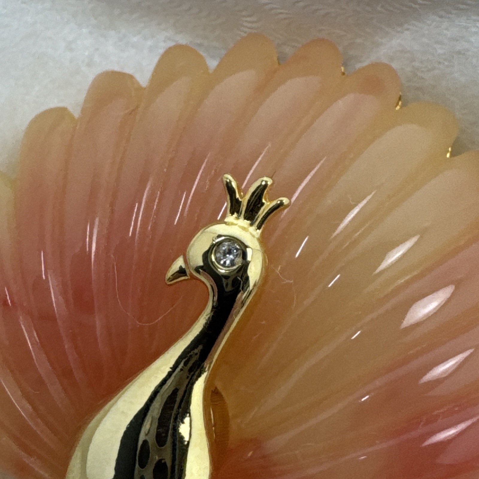 Vintage Lucite Peacock Brooch Pink Unsigned Hattie Carnegie Peach Sherbet
