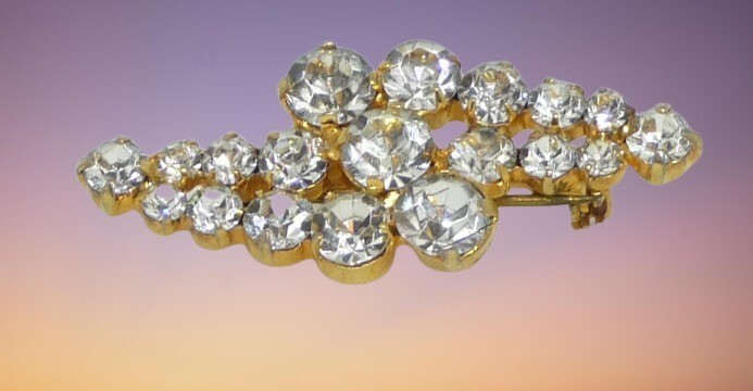 Vintage Gold Tone Clear Rhinestone Brooch Pin Bling USA Seller