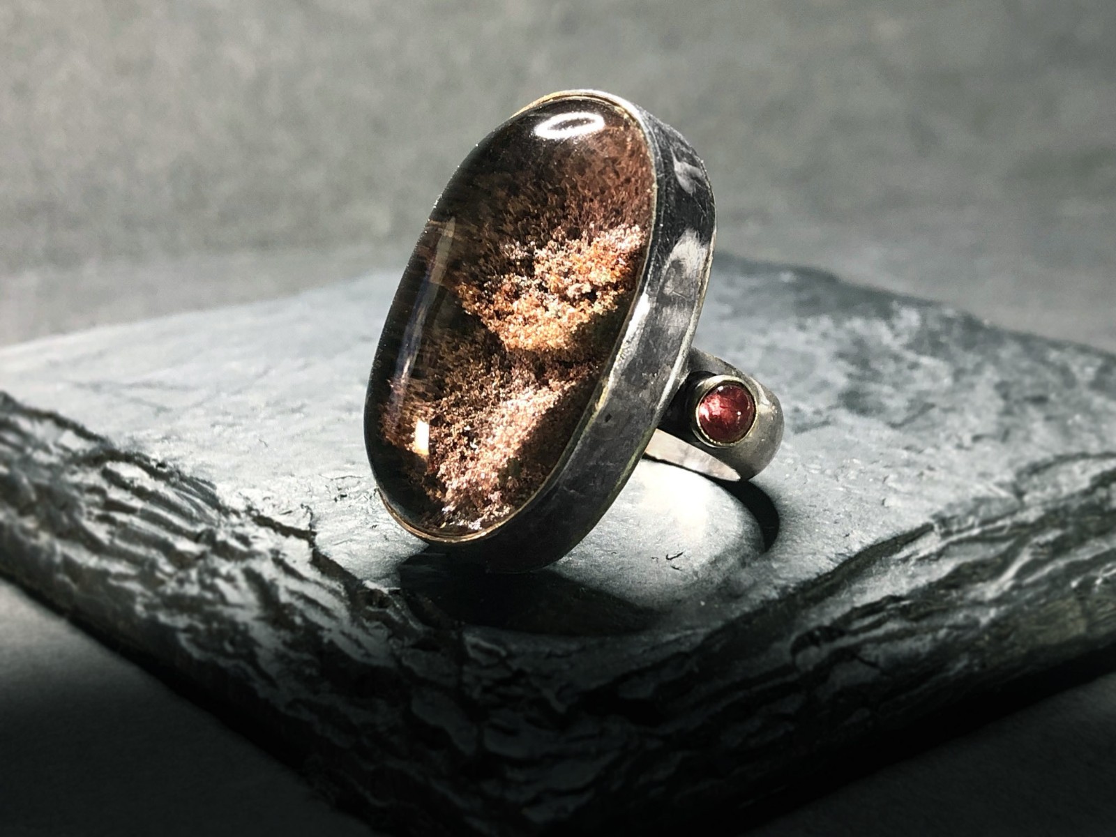 Vtg UNIQUE Modernist Era Large PHANTOM QUARTZ Bulging Cab Sterling Silver Ring